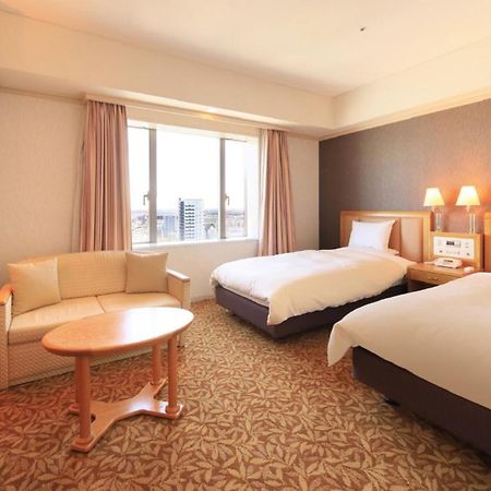 Crest Hotel Kashiwa Buitenkant foto